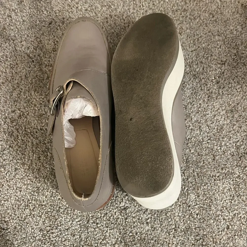 ZARA Women's Gray Platform Loafers